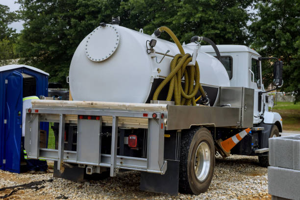 Best Portable toilet rental cost  in Holly Springs, MS